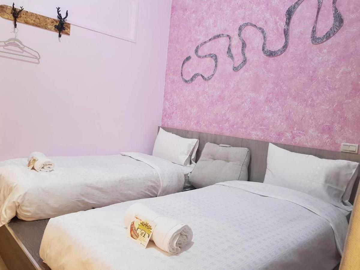 東立方旅宿-East Cube B&B Donggang Exteriör bild